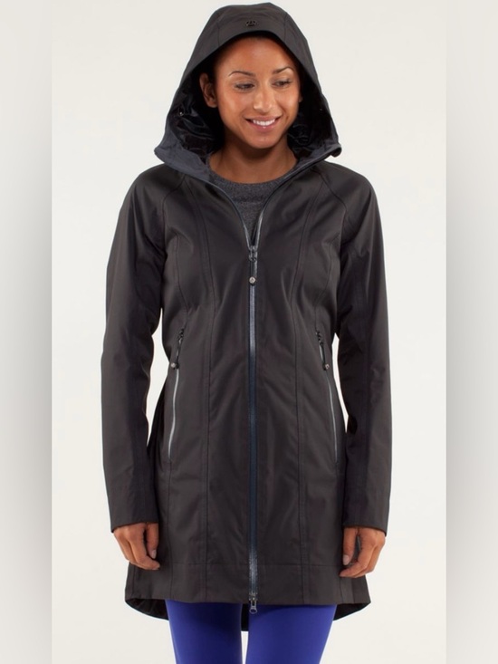 lululemon athletica Jackets & Blazers - Lululemon Long Rain Jacket